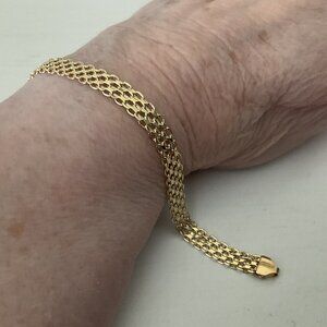 18k solid gold Bismark link bracelet NWT
